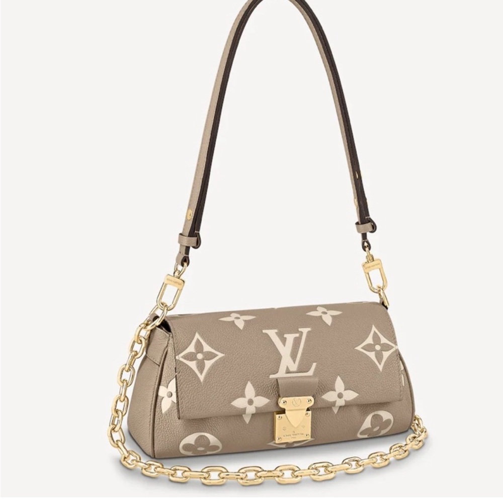 Louis Vuitton favorite dove cream purse